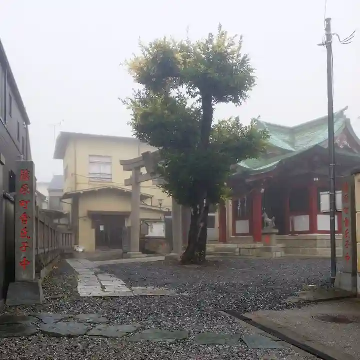 篠原稲荷神社の自然