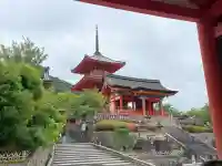 清水寺の山門・神門