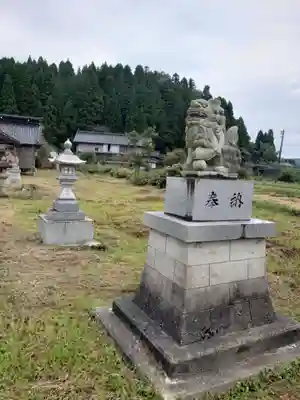 熊野神社の狛犬