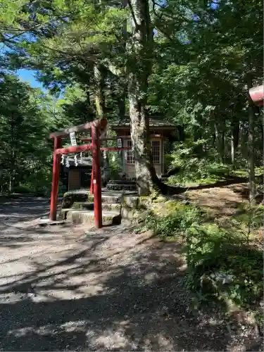 新屋山神社(山梨県)