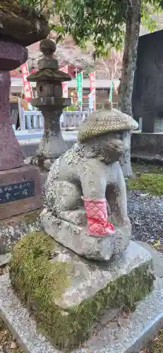 青麻神社の狛犬