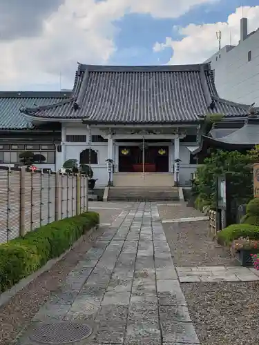 宗保院の本殿・本堂