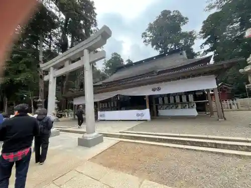 鹿島神宮の{uncategorized: "未分類", other: "その他", undefined: "問題あり", building: "その他建物", grave: "お墓", sacred_gate: "鳥居", guardian: "狛犬", statue: "像", buddha: "仏像", history: "歴史", nature: "自然", garden: "庭園", animal: "動物", pagoda: "塔", temizu: "手水舎", mountain_gate: "山門・神門", sanctuary: "本殿・本堂", subordinate: "末社・摂社", art: "芸術", scenery: "景色", jizo: "地蔵", ema: "絵馬", goshuin: "御朱印", omikuji: "おみくじ", items: "授与品その他", amulet: "お守り", goshuincho: "御朱印帳", eats: "食事", festival: "お祭り", votive_dance: "神楽", shichigosan: "七五三参", wedding: "結婚式", experience: "体験その他", initially: "初詣", around: "周辺", anti_infection: "感染症対策"}