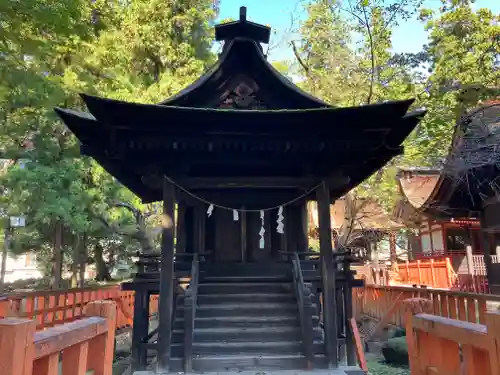 大井俣窪八幡神社の末社・摂社