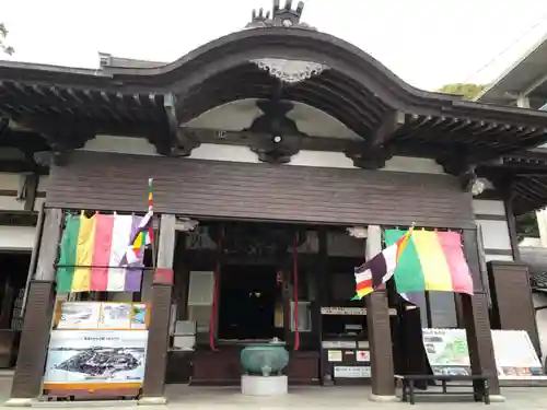 秋葉山舘山寺の本殿