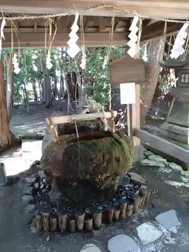 馬路石邊神社の手水舎