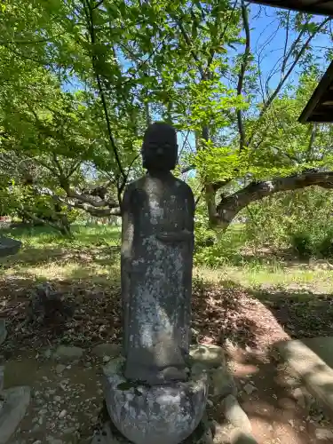 弘法堂の{uncategorized: "未分類", other: "その他", undefined: "問題あり", building: "その他建物", grave: "お墓", sacred_gate: "鳥居", guardian: "狛犬", statue: "像", buddha: "仏像", history: "歴史", nature: "自然", garden: "庭園", animal: "動物", pagoda: "塔", temizu: "手水舎", mountain_gate: "山門・神門", sanctuary: "本殿・本堂", subordinate: "末社・摂社", art: "芸術", scenery: "景色", jizo: "地蔵", ema: "絵馬", goshuin: "御朱印", omikuji: "おみくじ", items: "授与品その他", amulet: "お守り", goshuincho: "御朱印帳", eats: "食事", festival: "お祭り", votive_dance: "神楽", shichigosan: "七五三参", wedding: "結婚式", experience: "体験その他", initially: "初詣", around: "周辺", anti_infection: "感染症対策"}