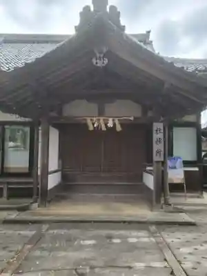 倭文神社の建物その他