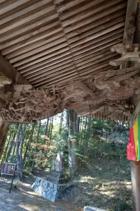 川見薬師寺の本殿・本堂