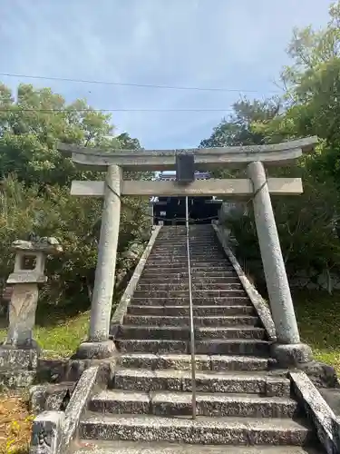 りゅうごん様の鳥居