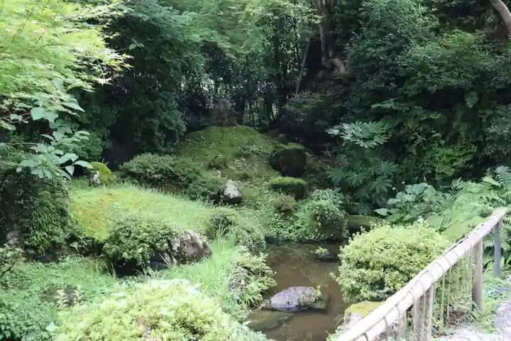 𠮷水神社(吉水神社)の庭園
