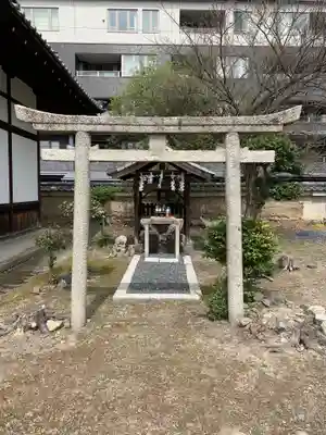 満願寺の末社・摂社