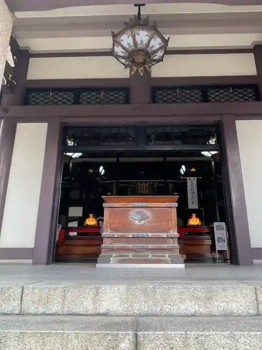 とげぬき地蔵尊 高岩寺の{uncategorized: "未分類", other: "その他", undefined: "問題あり", building: "その他建物", grave: "お墓", sacred_gate: "鳥居", guardian: "狛犬", statue: "像", buddha: "仏像", history: "歴史", nature: "自然", garden: "庭園", animal: "動物", pagoda: "塔", temizu: "手水舎", mountain_gate: "山門・神門", sanctuary: "本殿・本堂", subordinate: "末社・摂社", art: "芸術", scenery: "景色", jizo: "地蔵", ema: "絵馬", goshuin: "御朱印", omikuji: "おみくじ", items: "授与品その他", amulet: "お守り", goshuincho: "御朱印帳", eats: "食事", festival: "お祭り", votive_dance: "神楽", shichigosan: "七五三参", wedding: "結婚式", experience: "体験その他", initially: "初詣", around: "周辺", anti_infection: "感染症対策"}