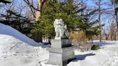 月寒神社の狛犬