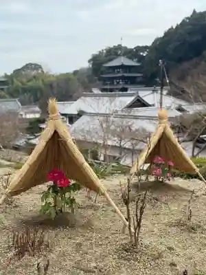 當麻寺 奥院の{uncategorized: "未分類", other: "その他", undefined: "問題あり", building: "その他建物", grave: "お墓", sacred_gate: "鳥居", guardian: "狛犬", statue: "像", buddha: "仏像", history: "歴史", nature: "自然", garden: "庭園", animal: "動物", pagoda: "塔", temizu: "手水舎", mountain_gate: "山門・神門", sanctuary: "本殿・本堂", subordinate: "末社・摂社", art: "芸術", scenery: "景色", jizo: "地蔵", ema: "絵馬", goshuin: "御朱印", omikuji: "おみくじ", items: "授与品その他", amulet: "お守り", goshuincho: "御朱印帳", eats: "食事", festival: "お祭り", votive_dance: "神楽", shichigosan: "七五三参", wedding: "結婚式", experience: "体験その他", initially: "初詣", around: "周辺", anti_infection: "感染症対策"}