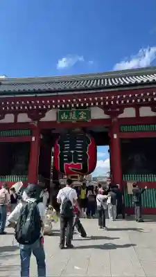 浅草寺の山門・神門