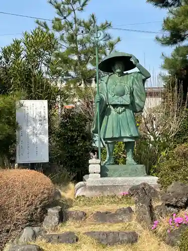 長泉寺の像