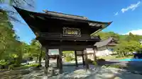 耕龍寺の山門・神門