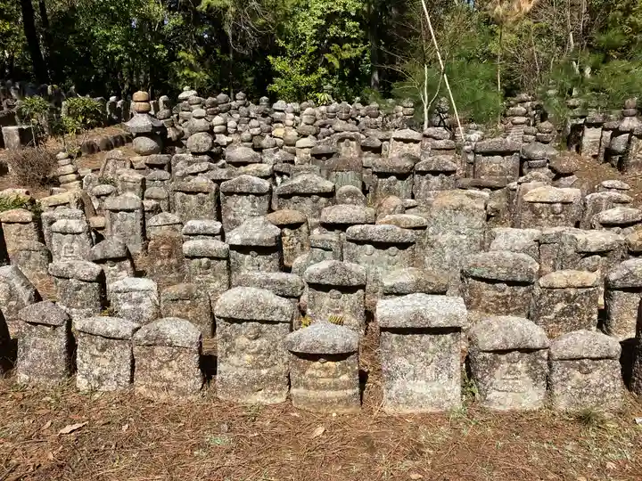 石塔寺(滋賀県)