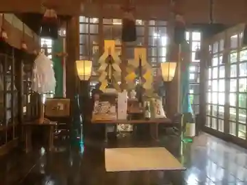 三輪神社の本殿・本堂