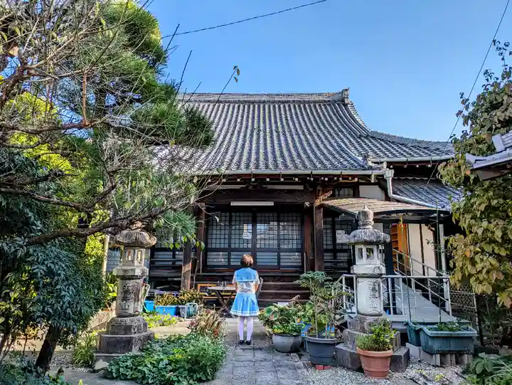 願入寺の本殿・本堂