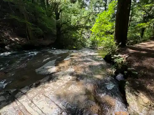 母の白滝神社(山梨県)