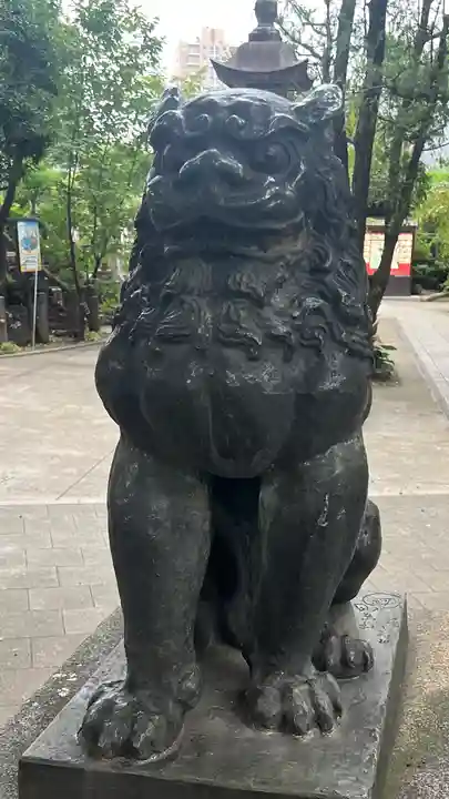鳩森八幡神社の狛犬