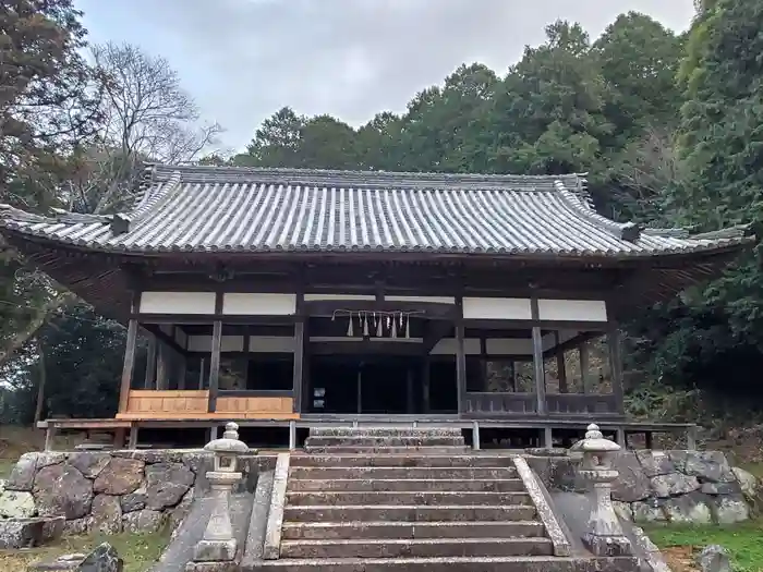 岩尾神社の本殿