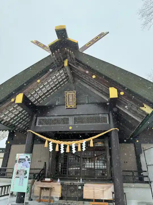 千歳神社の本殿・本堂