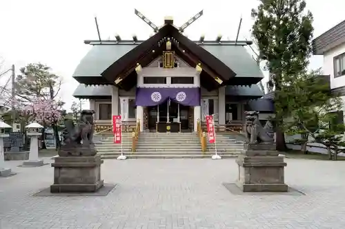 烈々布神社の本殿・本堂