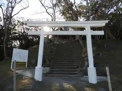 久多島神社の鳥居