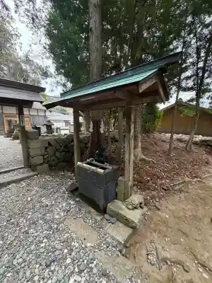 産田神社の{uncategorized: "未分類", other: "その他", undefined: "問題あり", building: "その他建物", grave: "お墓", sacred_gate: "鳥居", guardian: "狛犬", statue: "像", buddha: "仏像", history: "歴史", nature: "自然", garden: "庭園", animal: "動物", pagoda: "塔", temizu: "手水舎", mountain_gate: "山門・神門", sanctuary: "本殿・本堂", subordinate: "末社・摂社", art: "芸術", scenery: "景色", jizo: "地蔵", ema: "絵馬", goshuin: "御朱印", omikuji: "おみくじ", items: "授与品その他", amulet: "お守り", goshuincho: "御朱印帳", eats: "食事", festival: "お祭り", votive_dance: "神楽", shichigosan: "七五三参", wedding: "結婚式", experience: "体験その他", initially: "初詣", around: "周辺", anti_infection: "感染症対策"}
