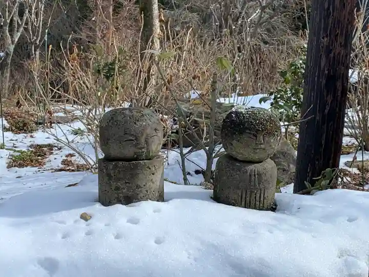 石都々古和気神社の地蔵