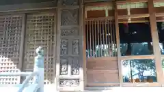 白山神社の本殿