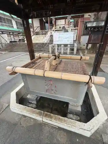 深川神明宮の{uncategorized: "未分類", other: "その他", undefined: "問題あり", building: "その他建物", grave: "お墓", sacred_gate: "鳥居", guardian: "狛犬", statue: "像", buddha: "仏像", history: "歴史", nature: "自然", garden: "庭園", animal: "動物", pagoda: "塔", temizu: "手水舎", mountain_gate: "山門・神門", sanctuary: "本殿・本堂", subordinate: "末社・摂社", art: "芸術", scenery: "景色", jizo: "地蔵", ema: "絵馬", goshuin: "御朱印", omikuji: "おみくじ", items: "授与品その他", amulet: "お守り", goshuincho: "御朱印帳", eats: "食事", festival: "お祭り", votive_dance: "神楽", shichigosan: "七五三参", wedding: "結婚式", experience: "体験その他", initially: "初詣", around: "周辺", anti_infection: "感染症対策"}