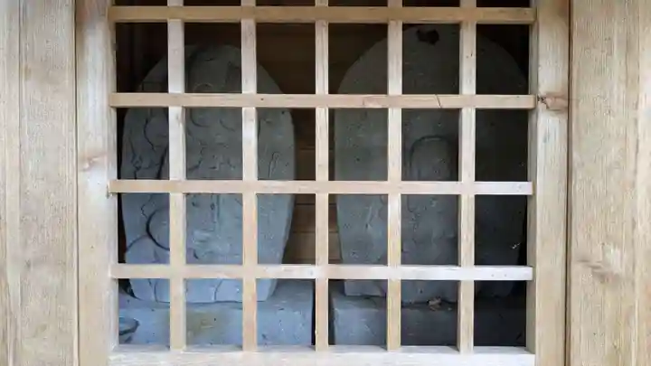 上札内神社の仏像