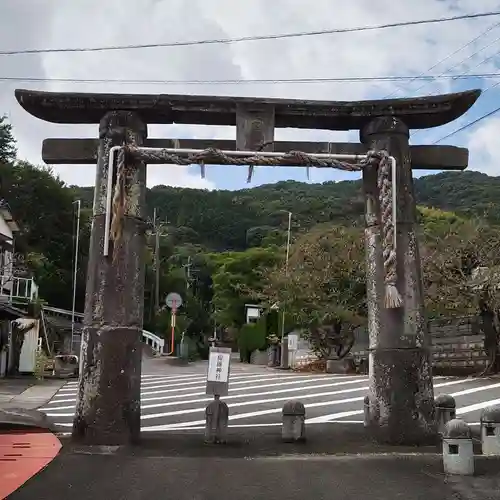 堤雄神社の鳥居