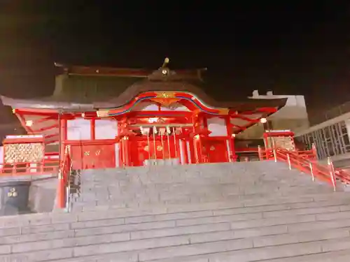 花園神社の本殿