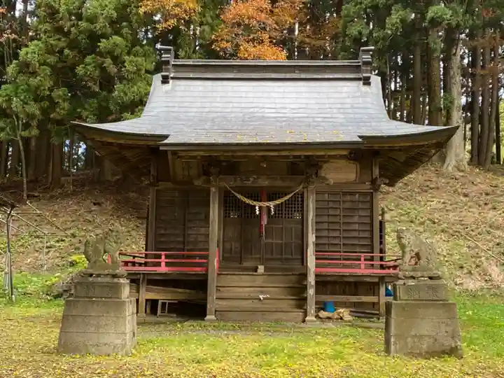 八幡神社の本殿・本堂