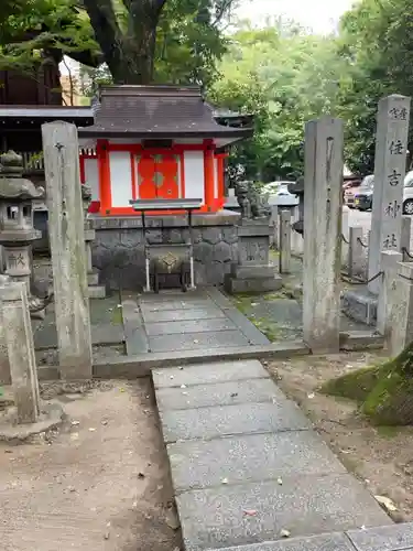 若宮八幡社の末社・摂社