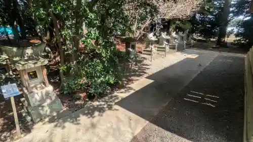 下野 星宮神社の{uncategorized: "未分類", other: "その他", undefined: "問題あり", building: "その他建物", grave: "お墓", sacred_gate: "鳥居", guardian: "狛犬", statue: "像", buddha: "仏像", history: "歴史", nature: "自然", garden: "庭園", animal: "動物", pagoda: "塔", temizu: "手水舎", mountain_gate: "山門・神門", sanctuary: "本殿・本堂", subordinate: "末社・摂社", art: "芸術", scenery: "景色", jizo: "地蔵", ema: "絵馬", goshuin: "御朱印", omikuji: "おみくじ", items: "授与品その他", amulet: "お守り", goshuincho: "御朱印帳", eats: "食事", festival: "お祭り", votive_dance: "神楽", shichigosan: "七五三参", wedding: "結婚式", experience: "体験その他", initially: "初詣", around: "周辺", anti_infection: "感染症対策"}