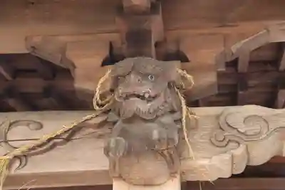 直毘神社の芸術