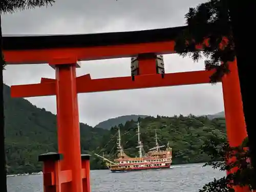 箱根神社の鳥居