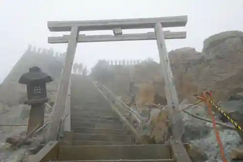 御嶽神社　頂上奥社の鳥居