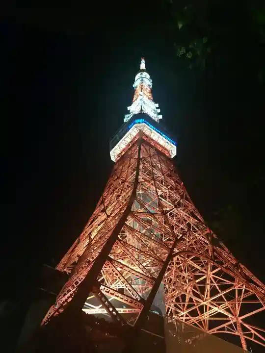 タワー大神宮の{uncategorized: "未分類", other: "その他", undefined: "問題あり", building: "その他建物", grave: "お墓", sacred_gate: "鳥居", guardian: "狛犬", statue: "像", buddha: "仏像", history: "歴史", nature: "自然", garden: "庭園", animal: "動物", pagoda: "塔", temizu: "手水舎", mountain_gate: "山門・神門", sanctuary: "本殿・本堂", subordinate: "末社・摂社", art: "芸術", scenery: "景色", jizo: "地蔵", ema: "絵馬", goshuin: "御朱印", omikuji: "おみくじ", items: "授与品その他", amulet: "お守り", goshuincho: "御朱印帳", eats: "食事", festival: "お祭り", votive_dance: "神楽", shichigosan: "七五三参", wedding: "結婚式", experience: "体験その他", initially: "初詣", around: "周辺", anti_infection: "感染症対策"}