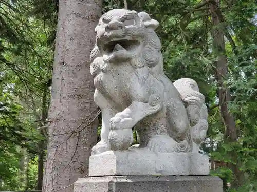 東川神社の狛犬