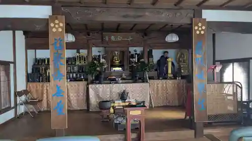 梅津寺の本殿・本堂