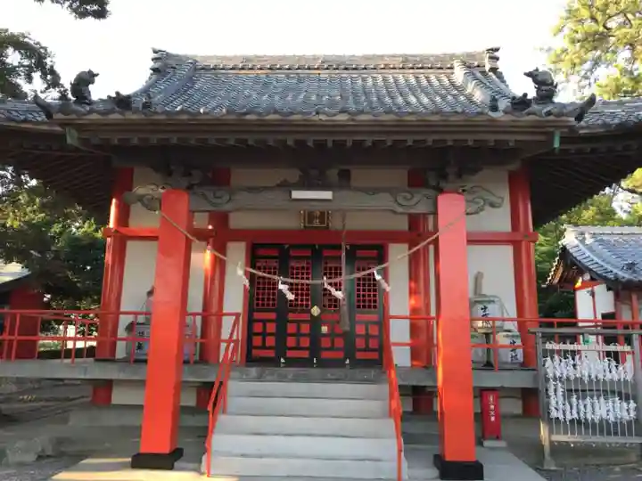 高塚熊野神社の本殿・本堂