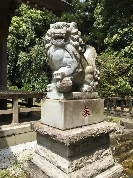 莫越山神社の狛犬