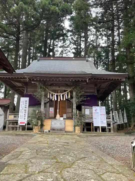 坪沼八幡神社の本殿・本堂